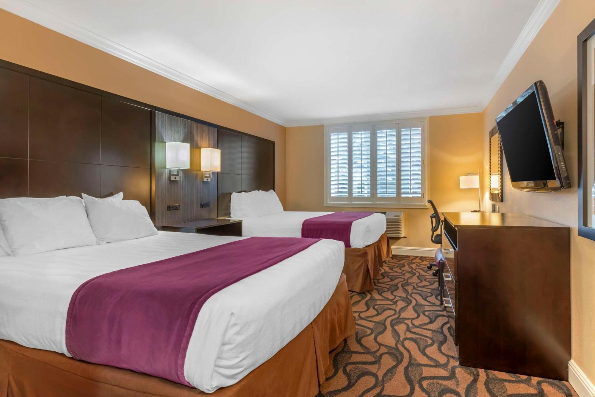 Best Western Plus Airport Plaza San Jose Exterior photo