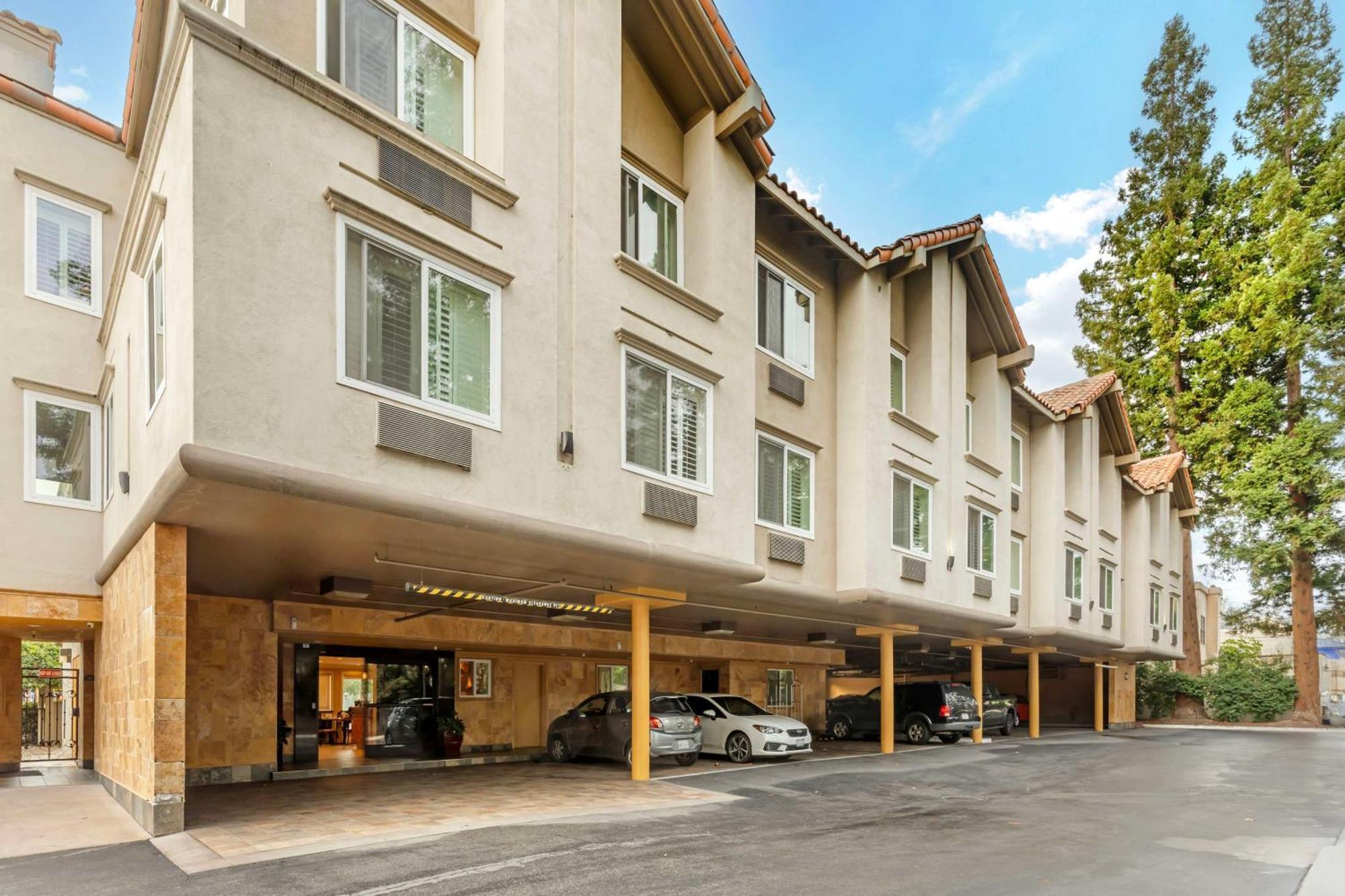 Best Western Plus Airport Plaza San Jose Exterior photo