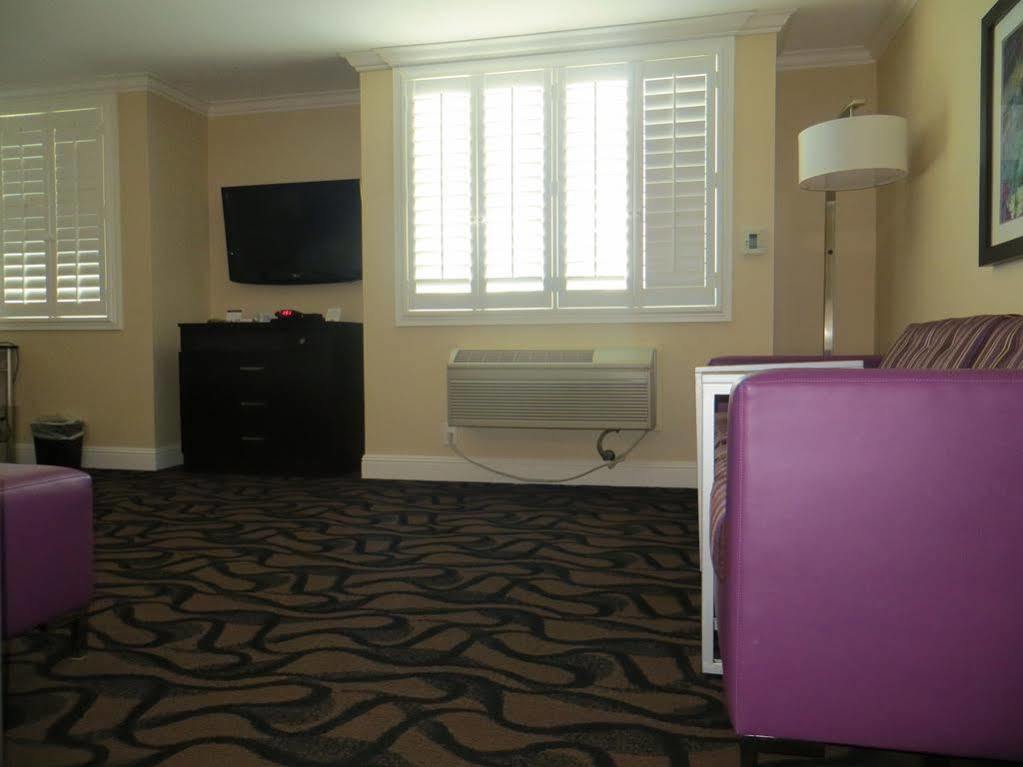 Best Western Plus Airport Plaza San Jose Exterior photo